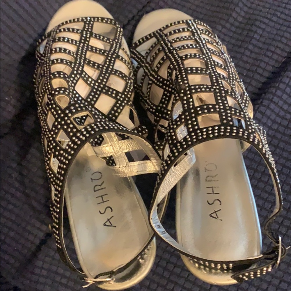 Womens Size 9M Prom/ Formal Shoes: Silver-Black - Picture 2 of 6